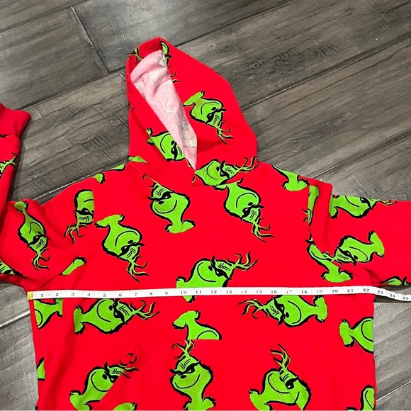Forever 21 The Grinch Print Pullover - Size Large - Picture 11 of 14
